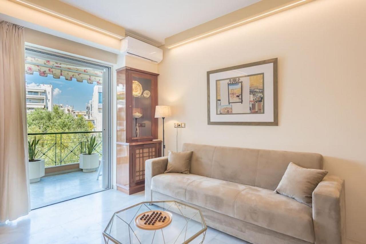 Central 3Br Apartment Next To Panormou Metro! Athen Eksteriør billede
