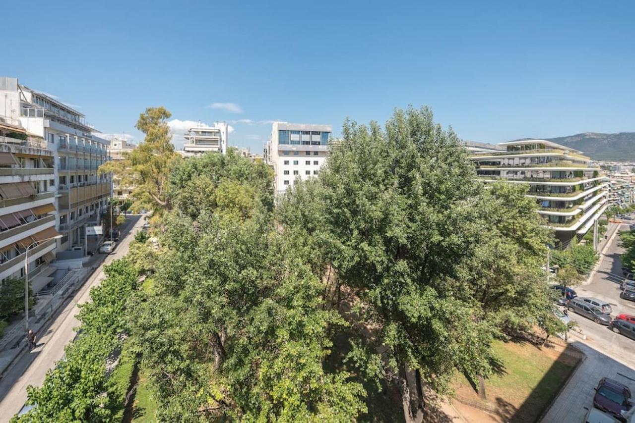 Central 3Br Apartment Next To Panormou Metro! Athen Eksteriør billede